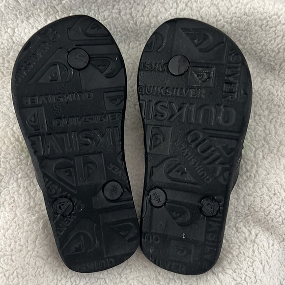 Quicksilver Boys Flip Flops Sandals - Picture 2 of 2